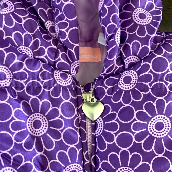 NEW Girl’s Vest Size 6 - Picture 3 of 7